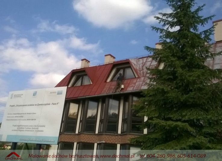 Konserwacja blaszanego dachu budynek OSP Ujsoły